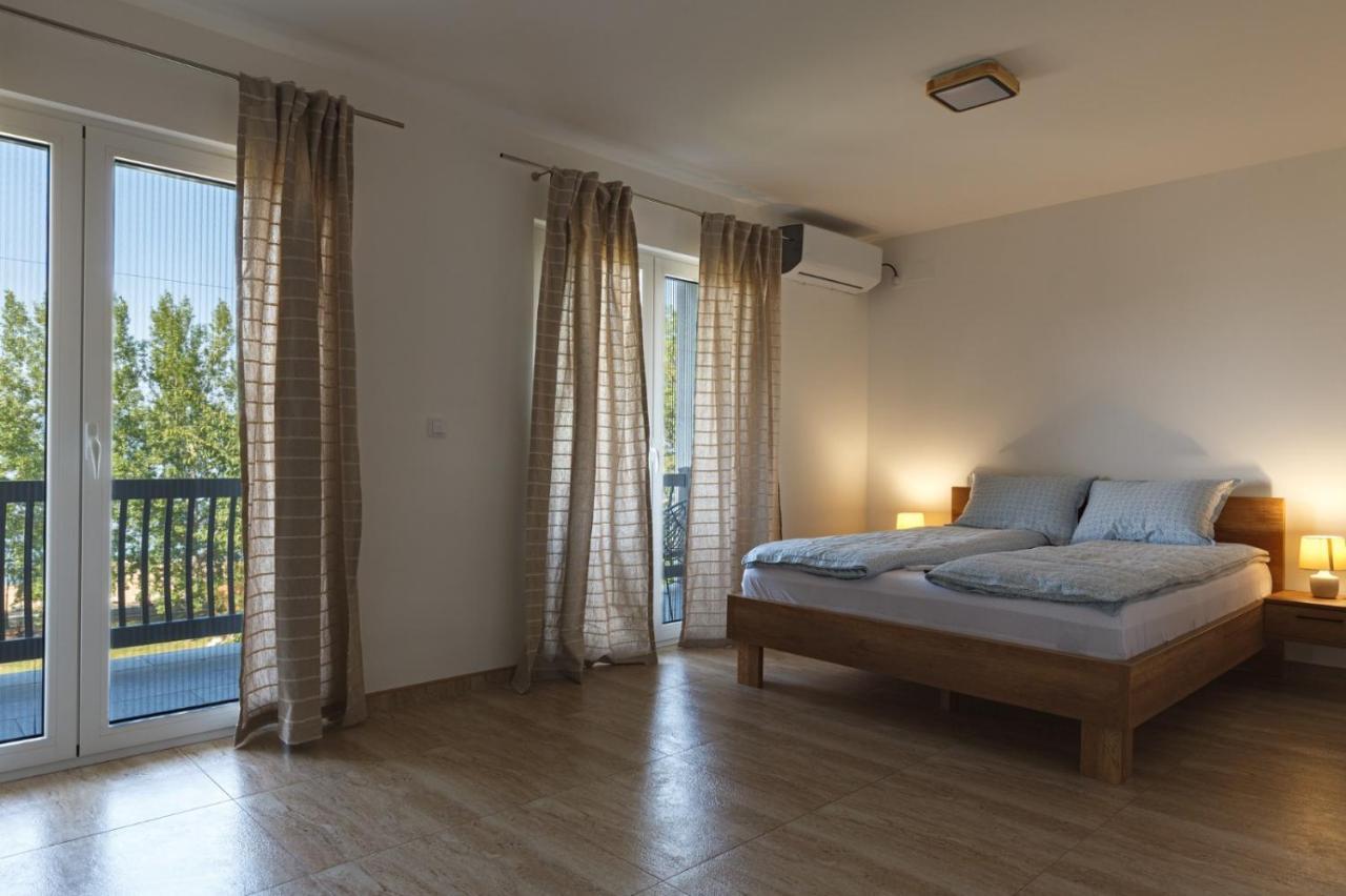 Apartmani Porto ゴルバッツ エクステリア 写真
