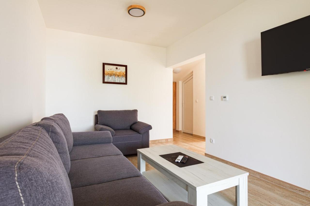Apartmani Porto ゴルバッツ エクステリア 写真