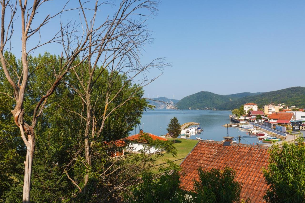 Apartmani Porto ゴルバッツ エクステリア 写真